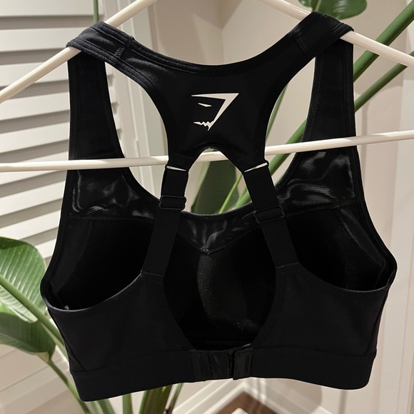 Gymshark Sports Bra - Picture 2 of 2